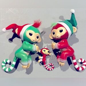 Fingerling Red and Green Christmas Collection with Baby Collectible